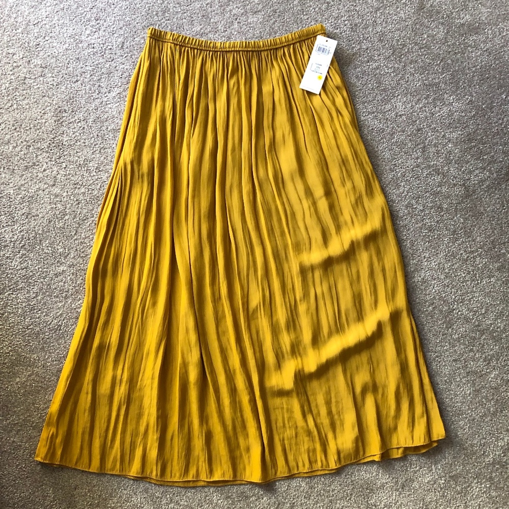 NEW Gerard Darel Iliona Pleated Skirt